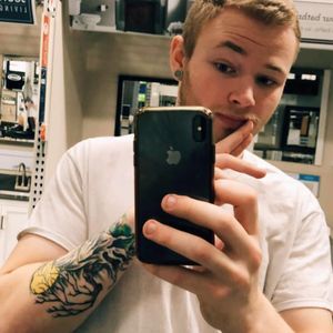 Meet your Posher, Tristen